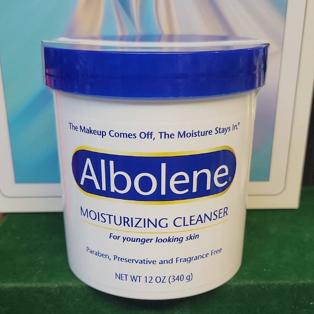Albolene Moisturizing Cleanser 340g New Jar